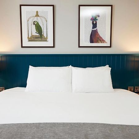The Caledonian Hotel Leven  ภายนอก รูปภาพ