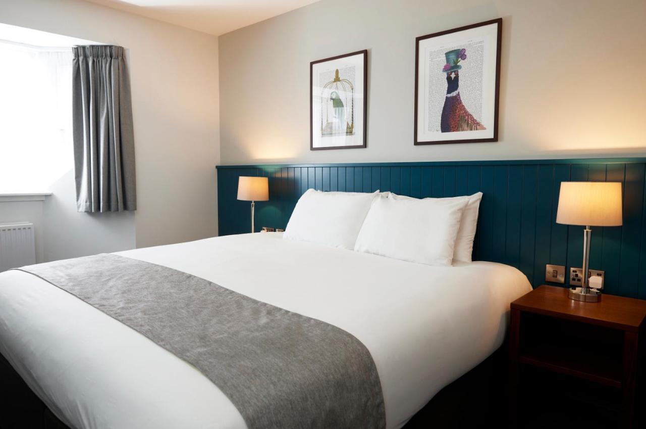 The Caledonian Hotel Leven  ภายนอก รูปภาพ